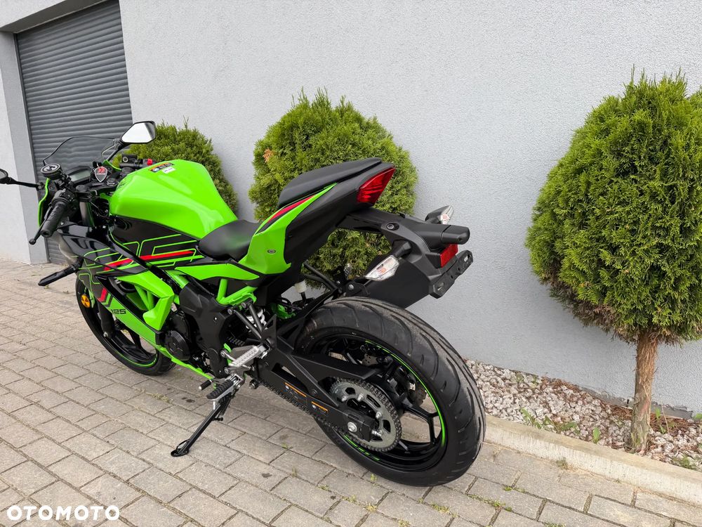 Kawasaki Ninja - 23