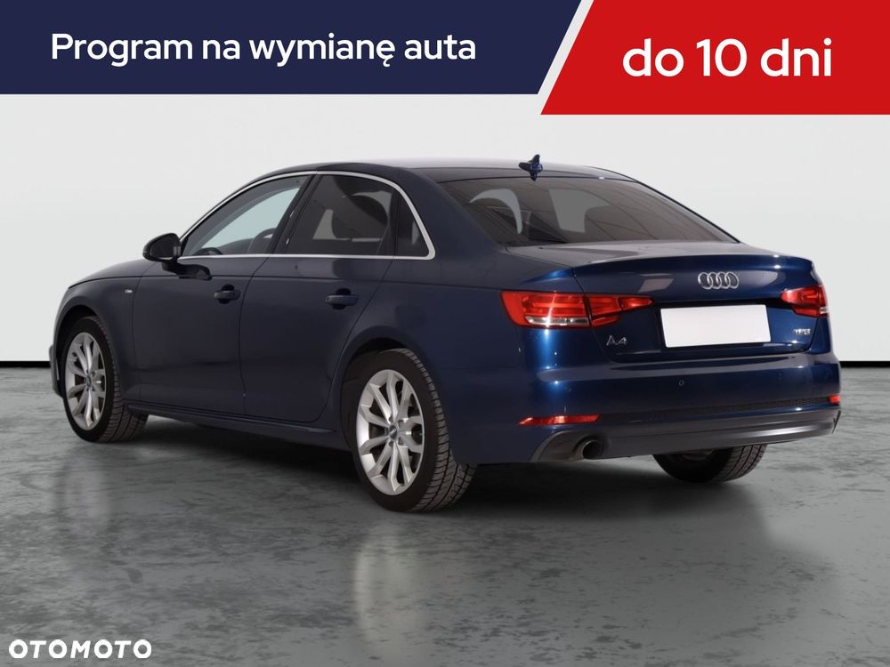 Audi A4 Limousine - 6