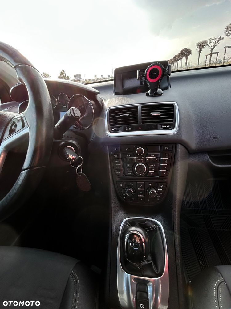 Opel Meriva 1.4 T Cosmo S&S - 12