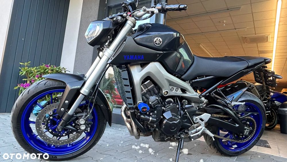 Yamaha MT - 3