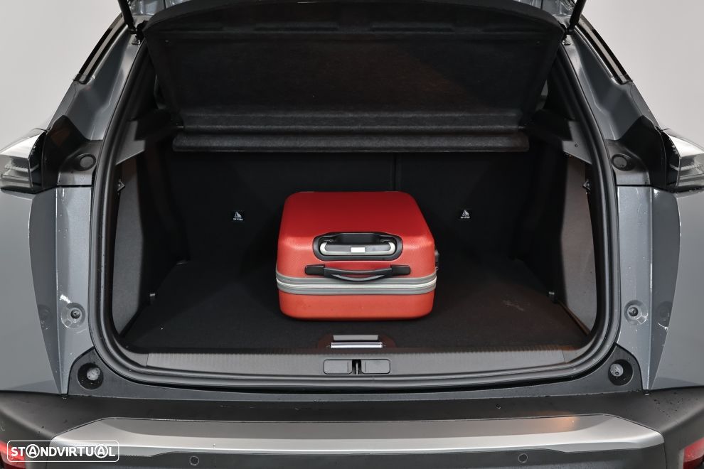 Peugeot e-2008 54 kWh GT - 26