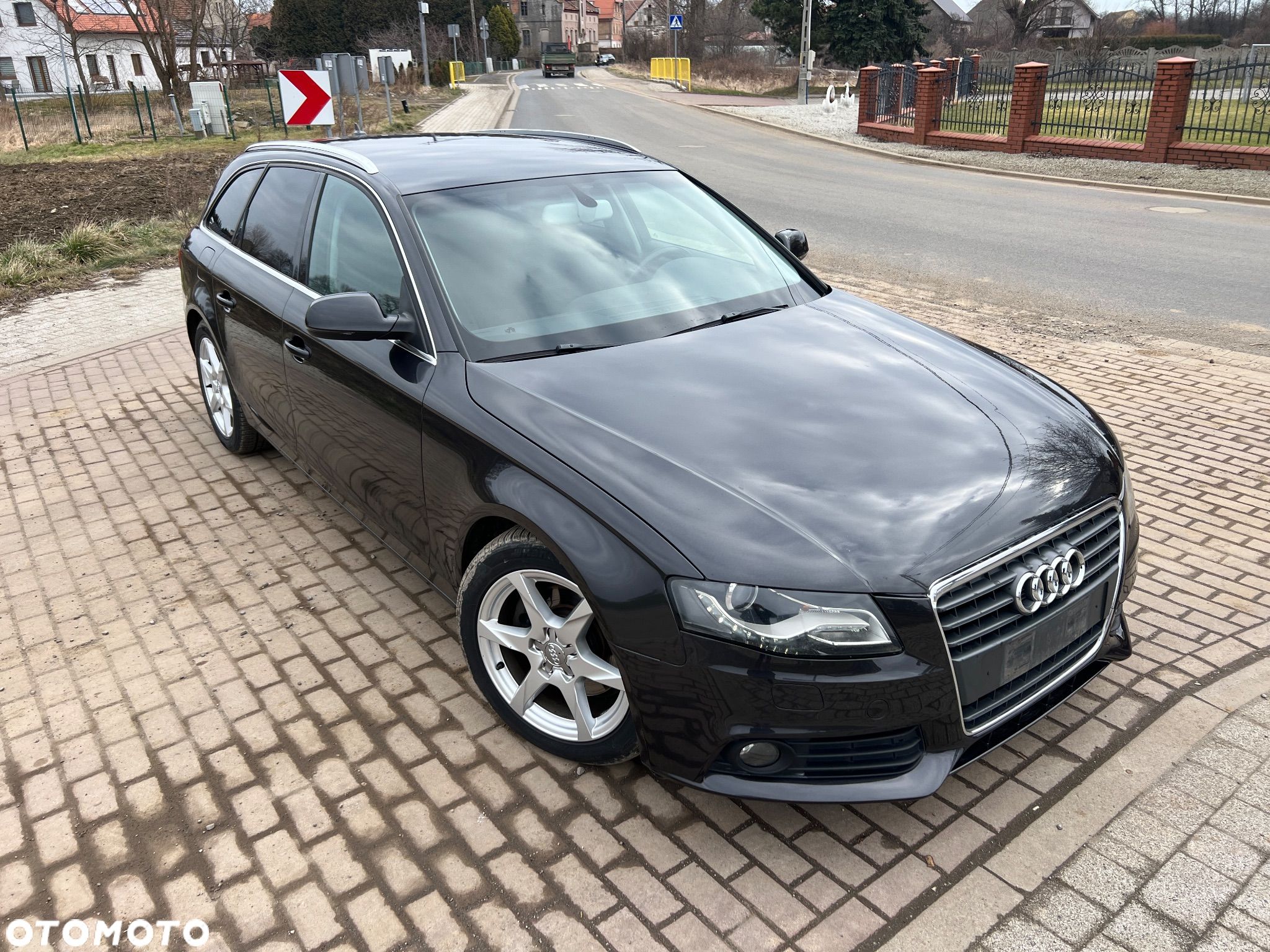 Audi A4 Avant 2.0 TDI DPF multitronic Attraction - 1
