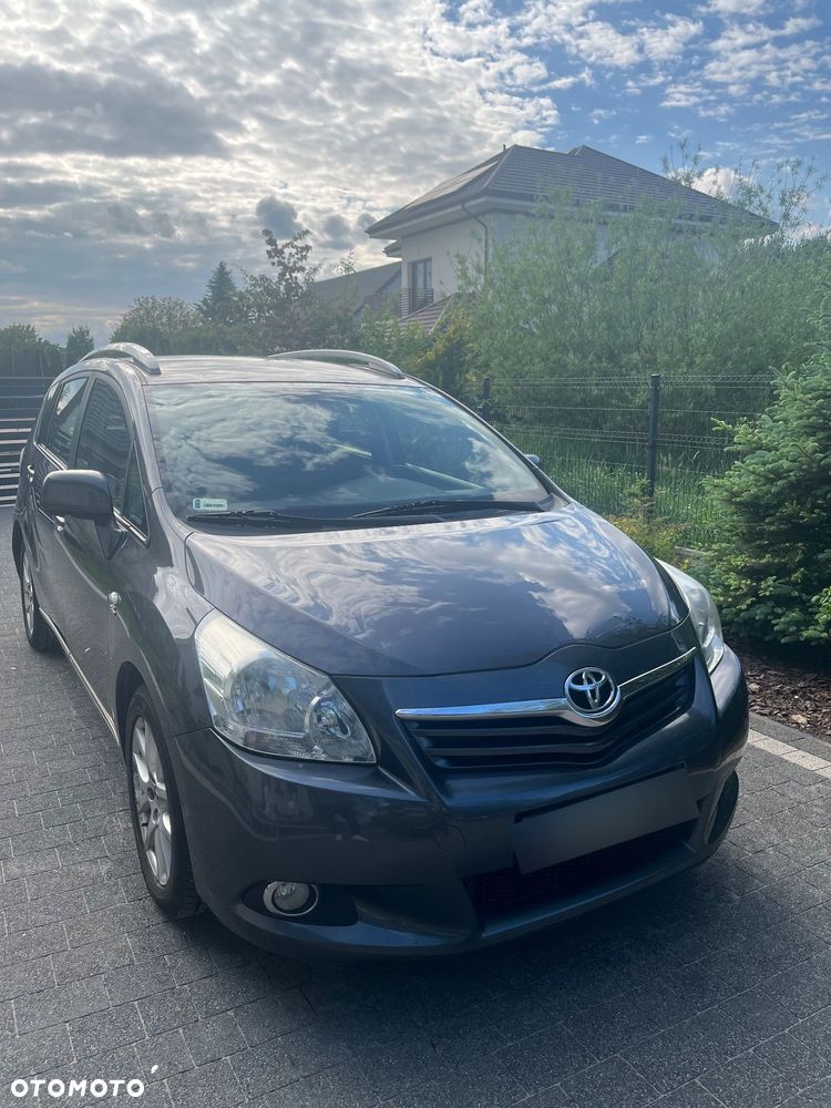 Toyota Verso 2.2 D-CAT Sol Plus NAVI 7os - 5