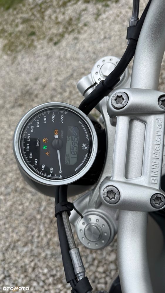 BMW R - 8