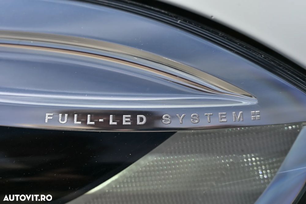 Volvo V40 D2 Geartronic Momentum - 36