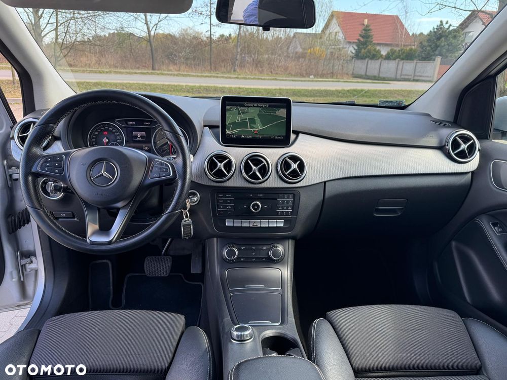Mercedes-Benz Klasa B 180 (CDI) d 7G-DCT Urban - 13