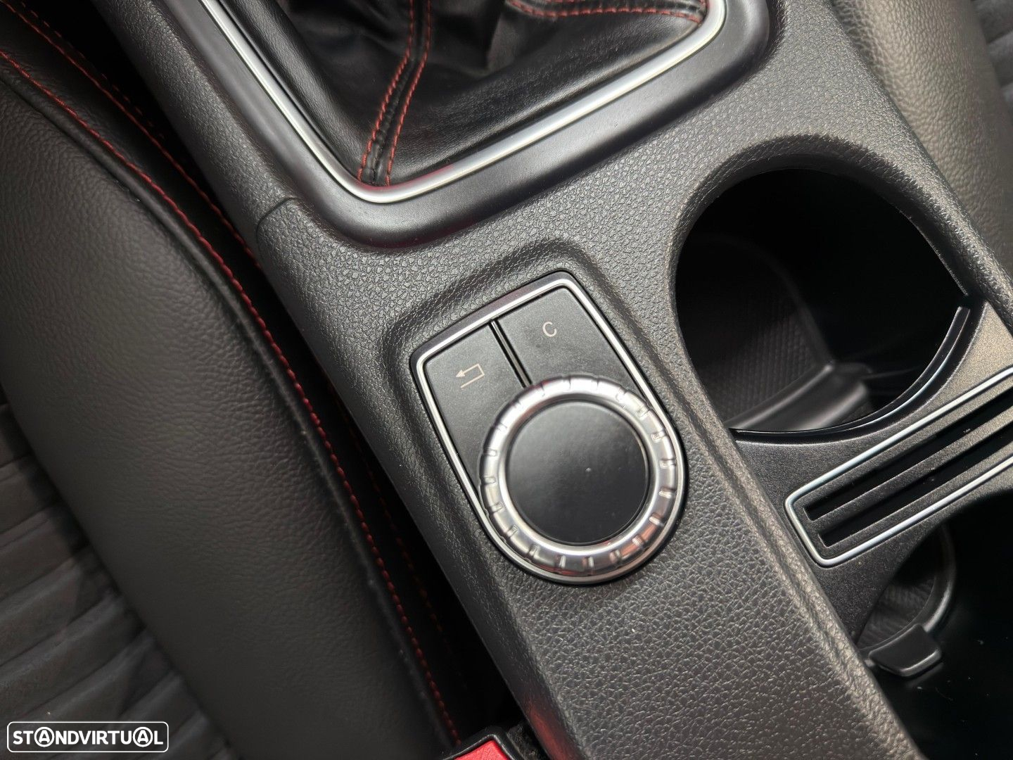 Mercedes-Benz A 200 CDi BE AMG Line - 34