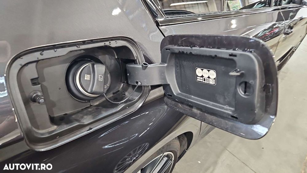 BMW 5 Series 2023 — imagine 10