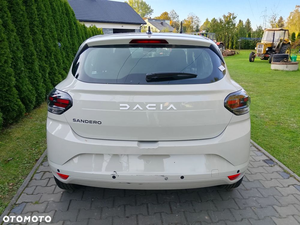 Dacia Sandero - 3