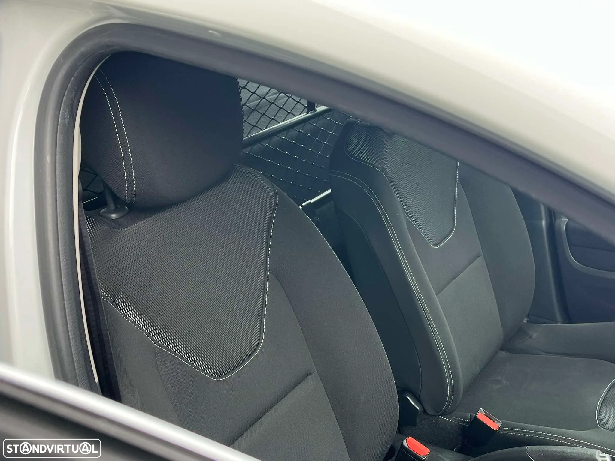 Renault Clio IV Van 1.5 dCi 75cv - 22