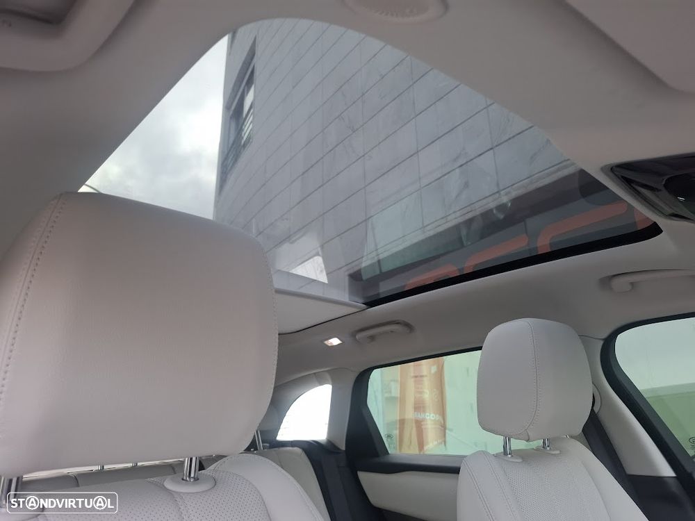 Land Rover Range Rover Velar 2.0 P400e AWD Dynamic SE - 56