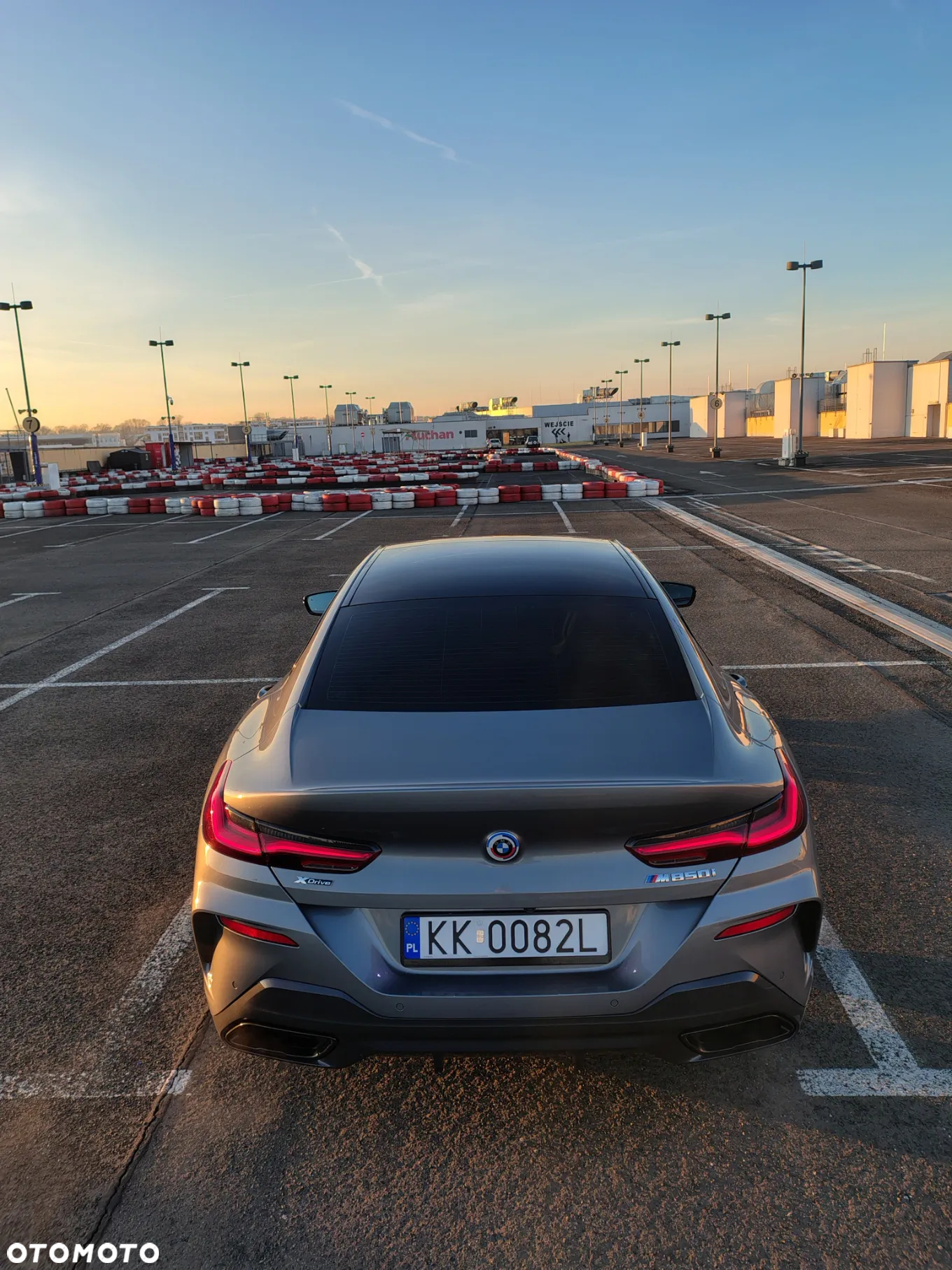 BMW Seria 8 M850i xDrive - 12