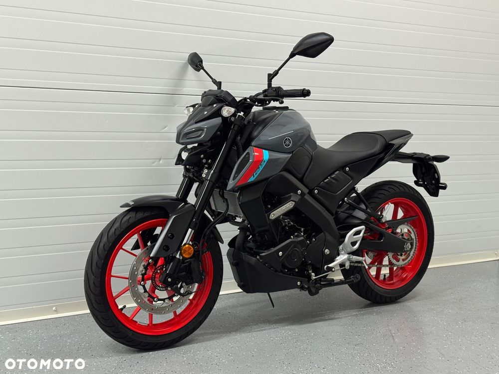 Yamaha MT - 16
