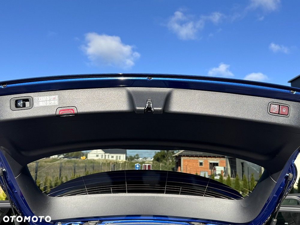 Mercedes-Benz Klasa C AMG 43 mHEV 4-Matic - 18