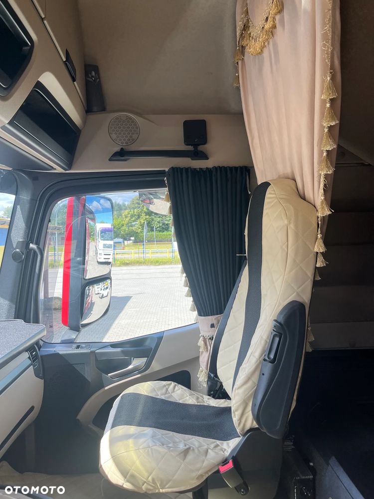 Mercedes-Benz Actros 1848 Gigaspace Lowdeck 500 tys km Klima parkingowa Ksenony Airbag Ledy - 13