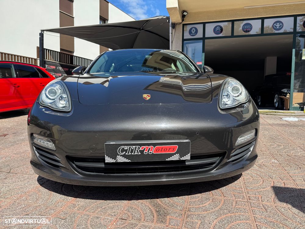 Porsche Panamera Platinum Edition - 2