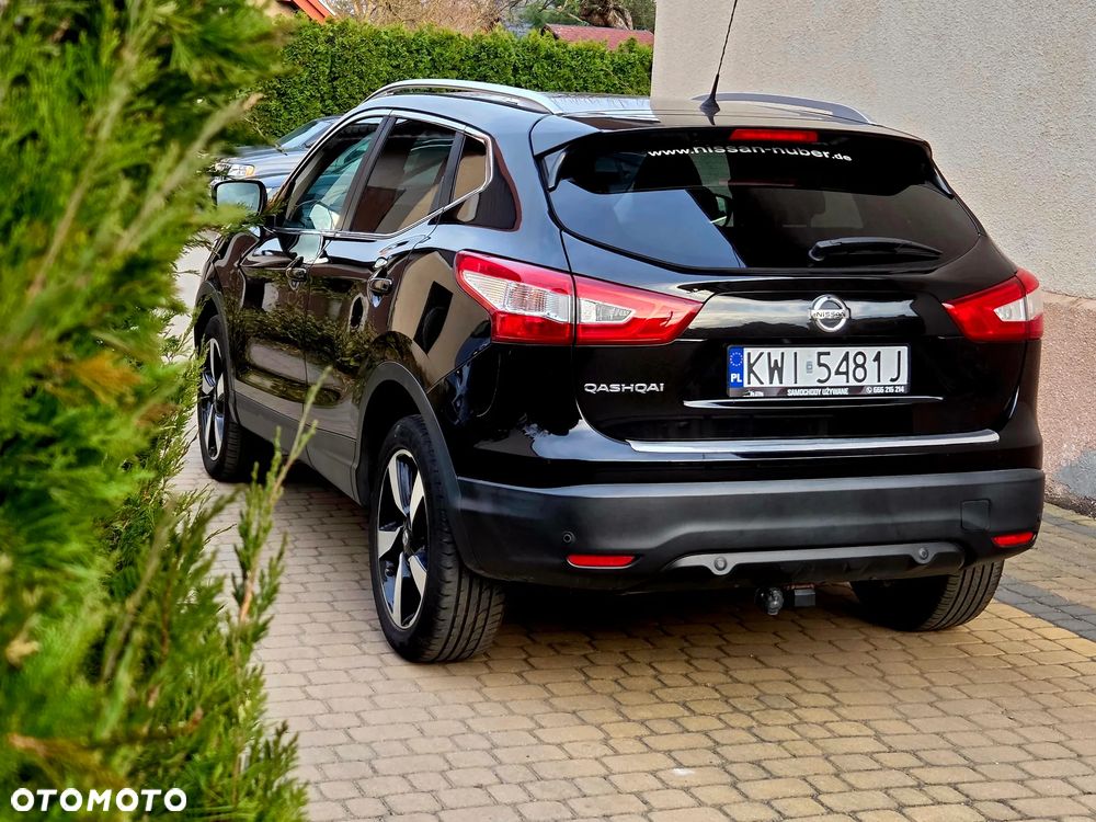 Nissan Qashqai 1.6 DIG-T 360 - 1