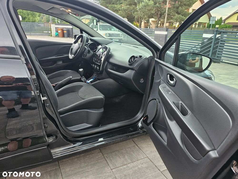 Renault Clio 1.2 16V 75 LIMITED - 20