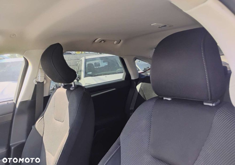 Ford Mondeo - 9