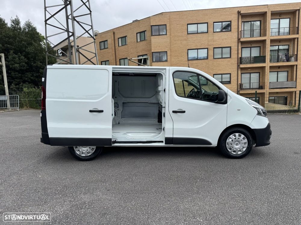 Renault Trafic 2.0 dCi L1H1 1.0T - 9