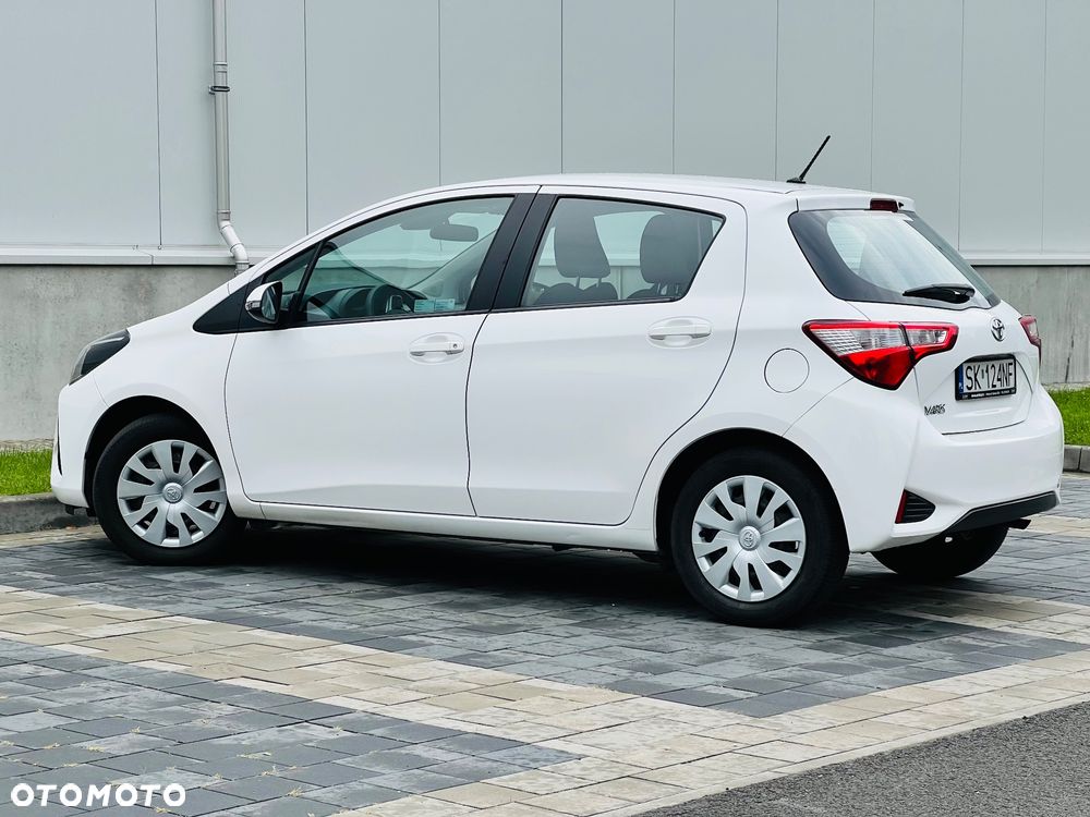 Toyota Yaris 1.0 Active EU6 - 16