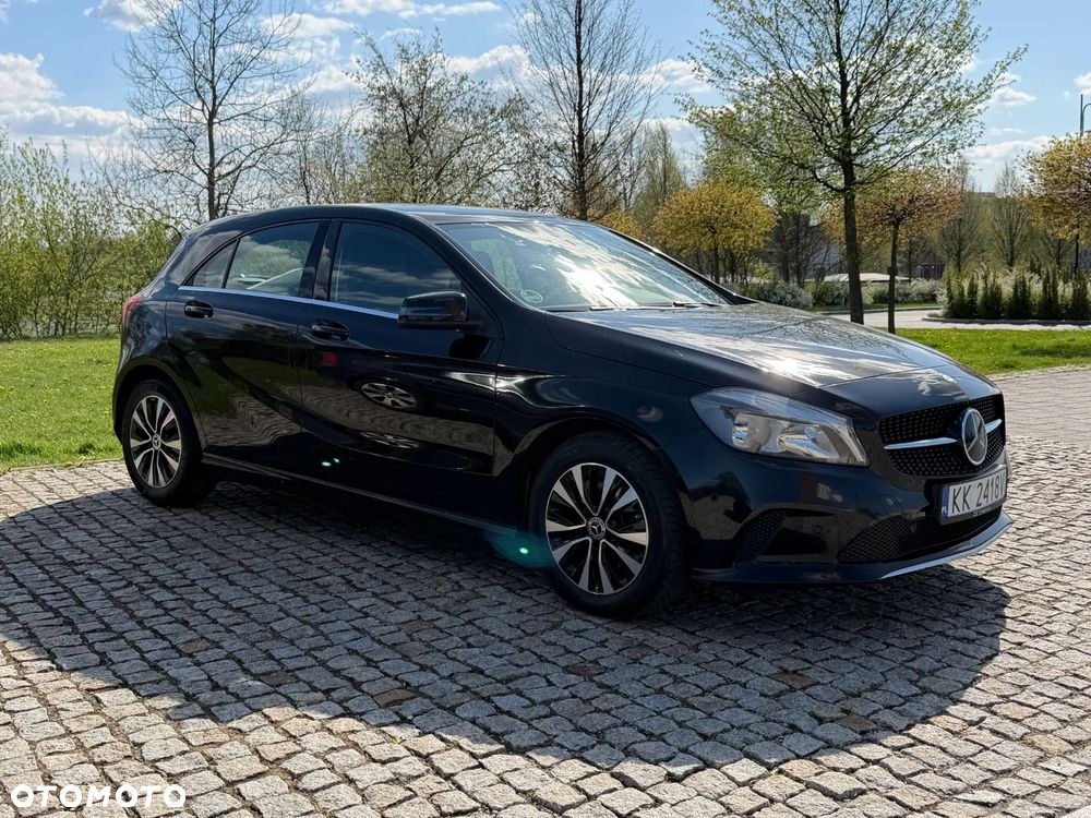 Mercedes-Benz Klasa A 180 7G-DCT StreetStyle - 4