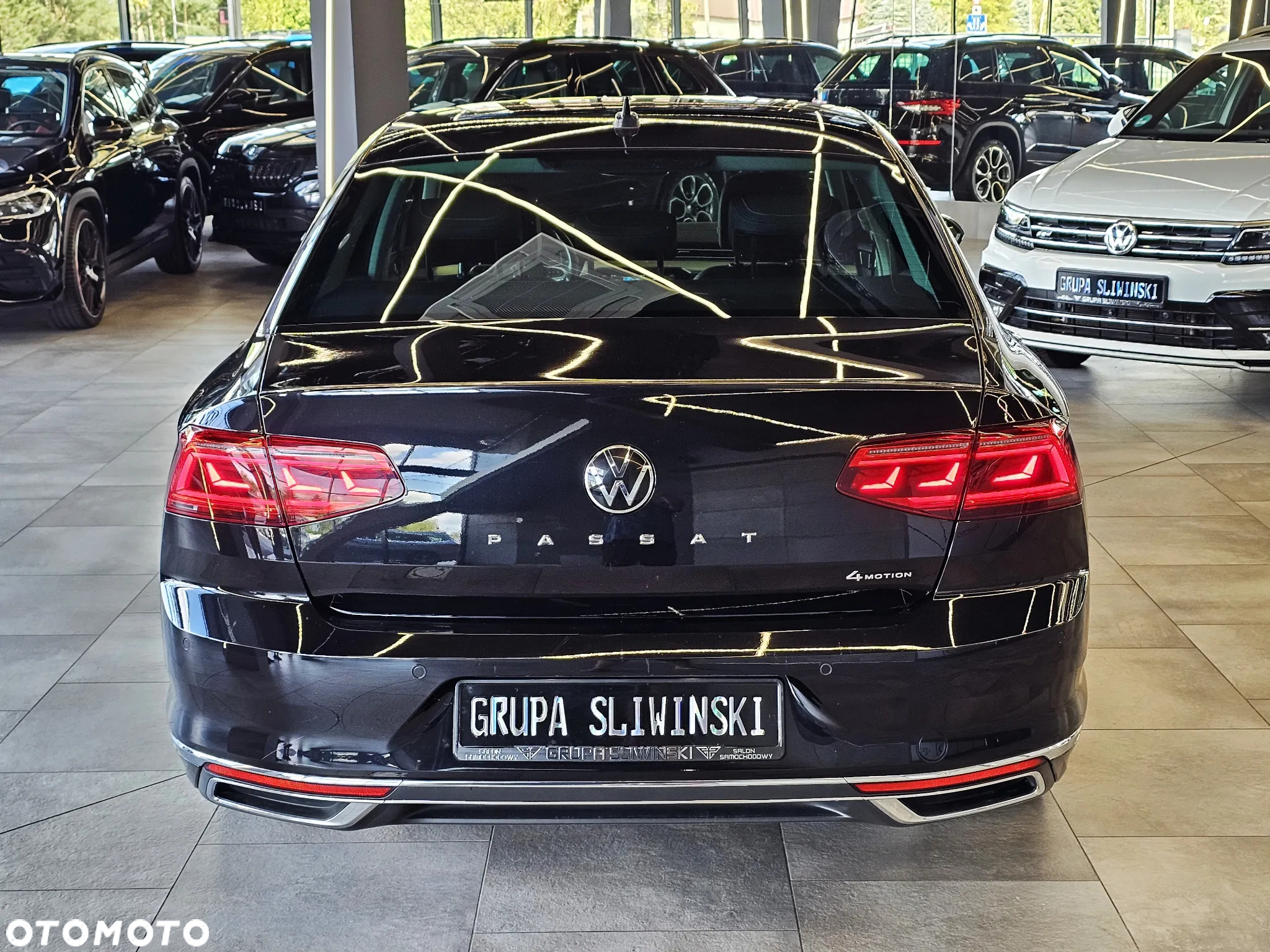 Volkswagen Passat 2.0 TSI 4Mot Elegance DSG - 8