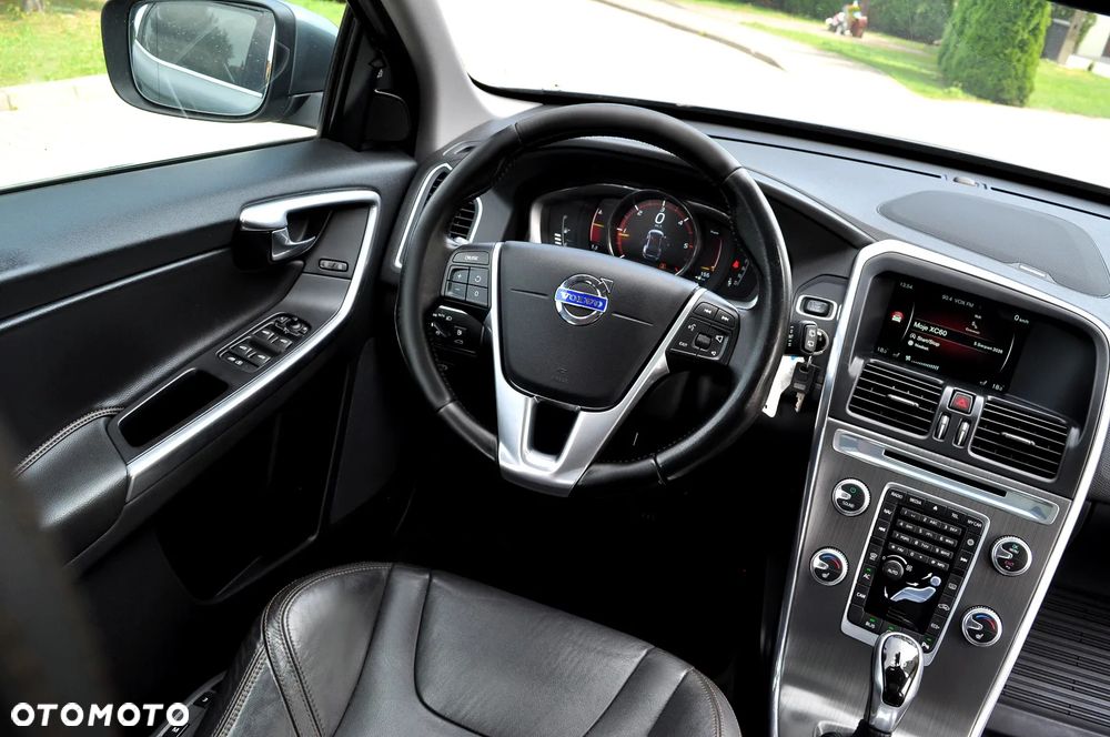 Volvo XC 60 - 24