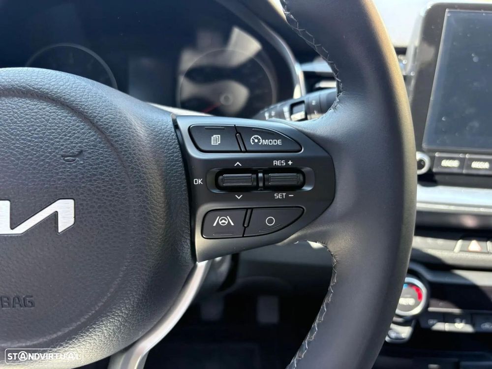 Kia Stonic 1.0 T-GDI Drive - 38