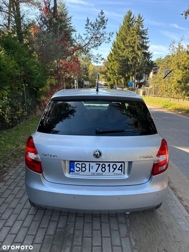 Skoda Fabia 2014 photo 5