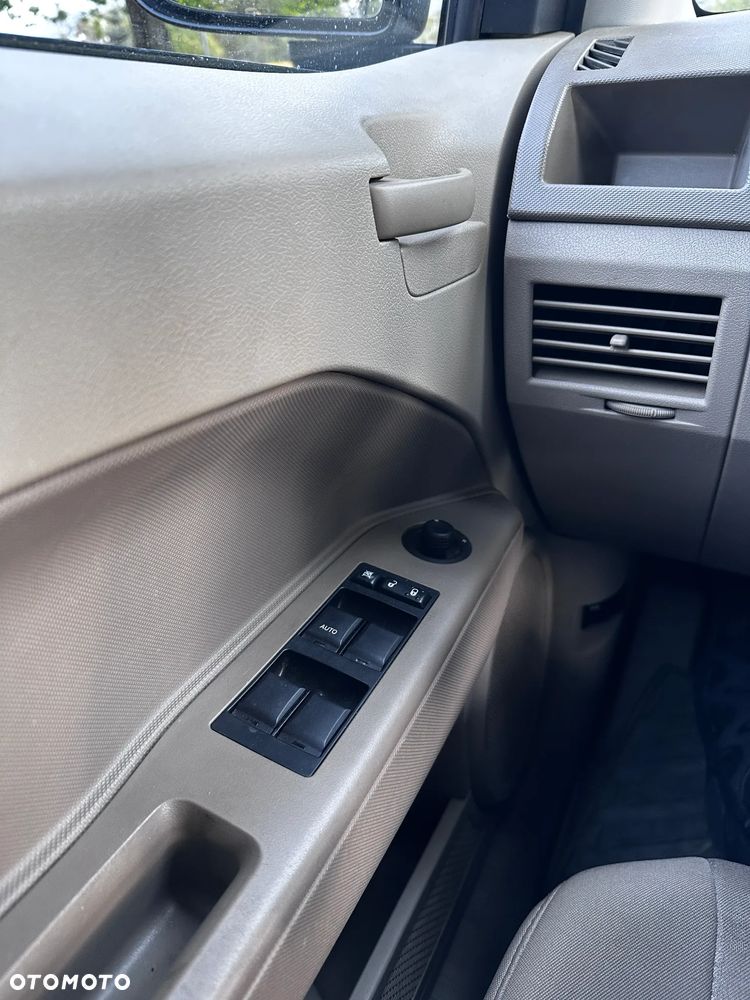 Dodge Caliber 2.0 CRD SXT - 15