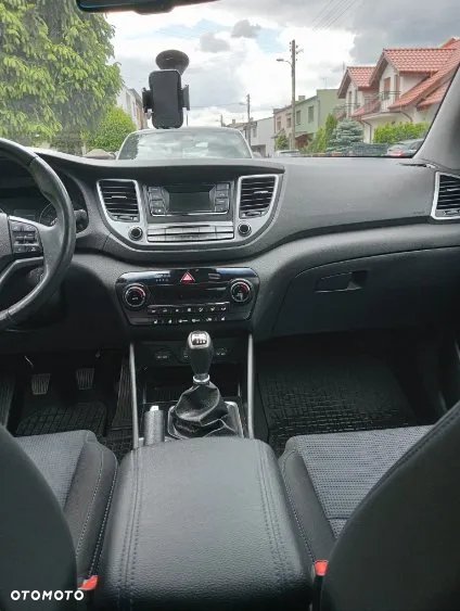 Hyundai Tucson 1.6 GDI BlueDrive Comfort 2WD - 17