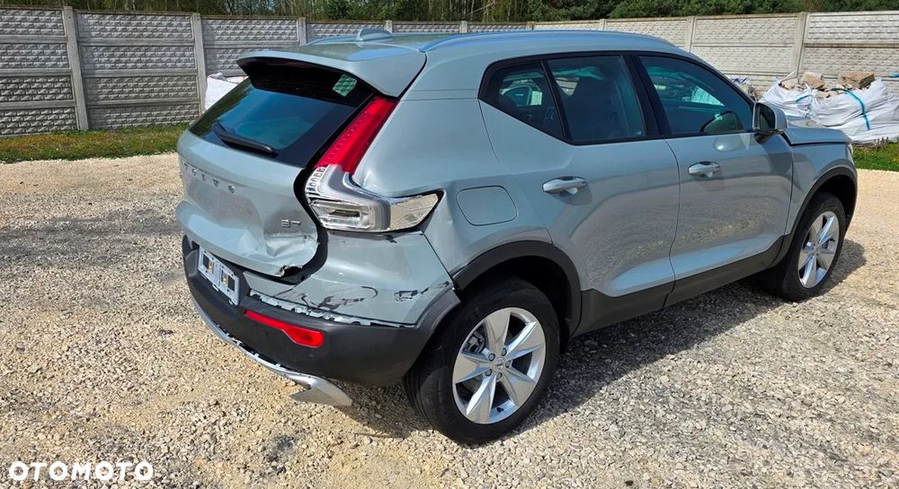 Volvo XC 40 B3 Essential - 7