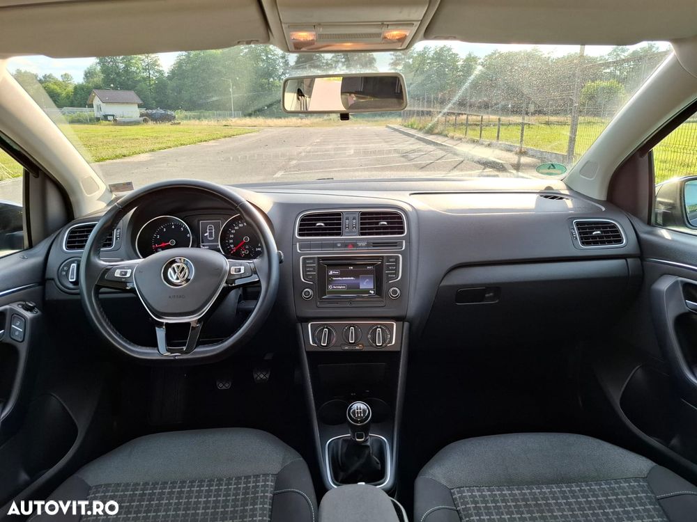 Volkswagen Polo 1.0 Comfortline - 25