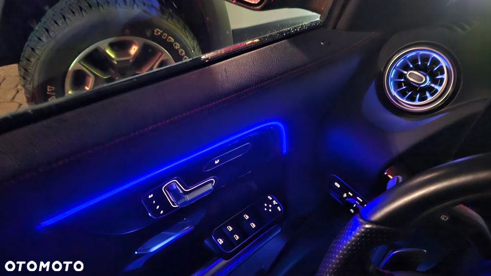 Mercedes-Benz GLA 250 4-Matic AMG Line - 40