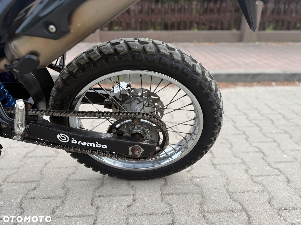 Yamaha WR - 24