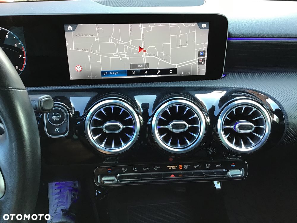 Mercedes-Benz Klasa A 220 4Matic 7G-DCT Progressive - 32
