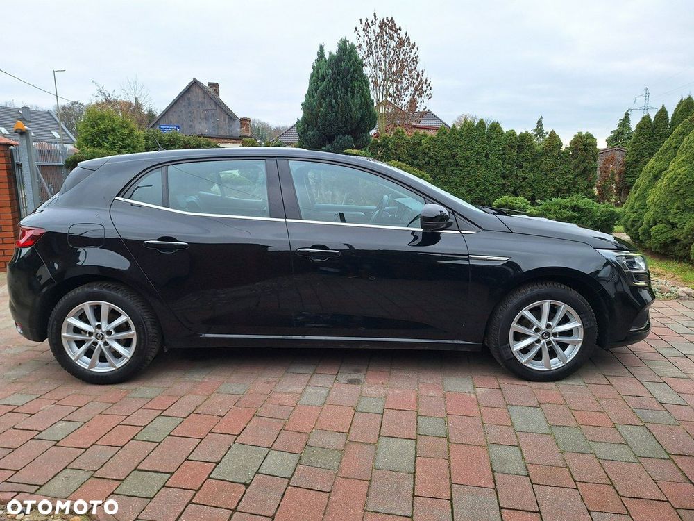 Renault Megane ENERGY TCe 100 PLAY - 4