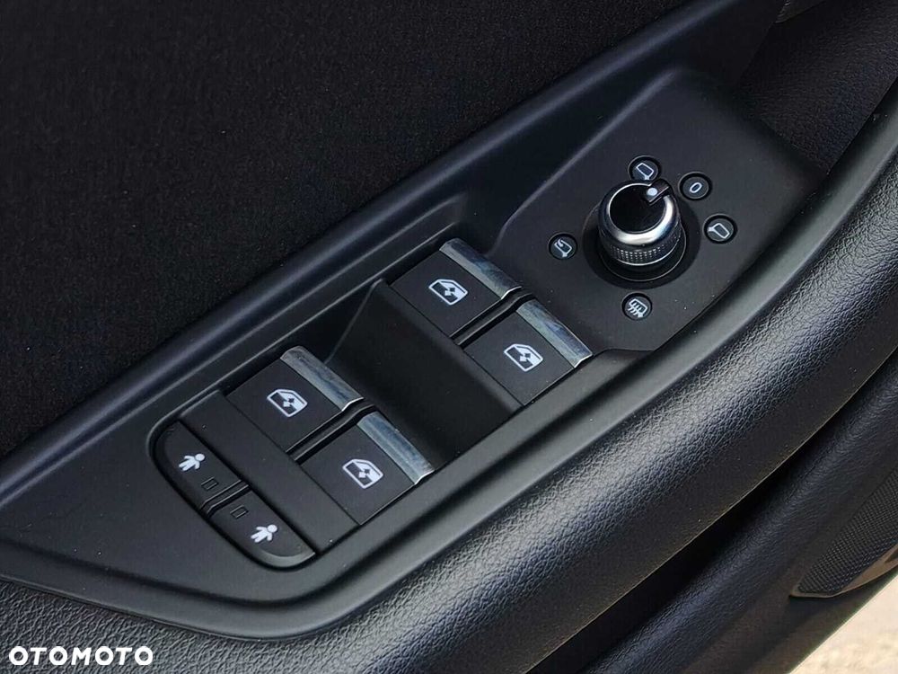 Audi A4 Avant 35 TFSI Sport S tronic - 20