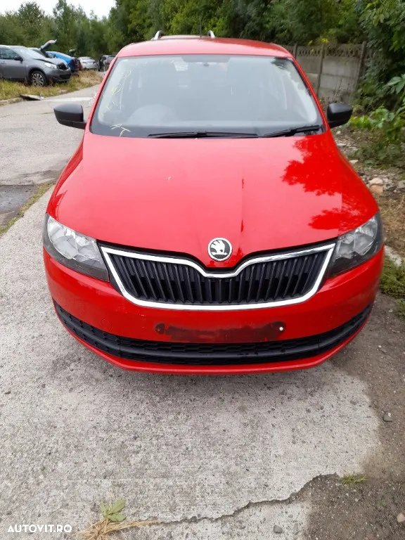 Dezmembrez Skoda Rapid diferite motorizari si caroserii - 2