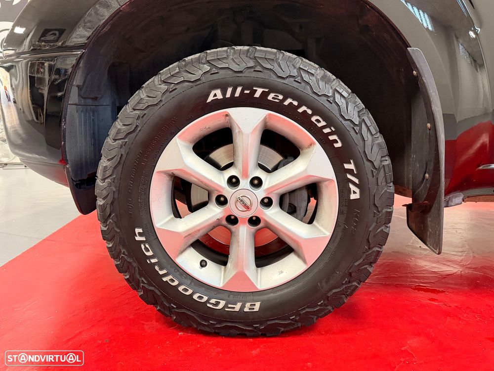 Nissan Navara 2.5 dCi CD LE Premium AT - 12