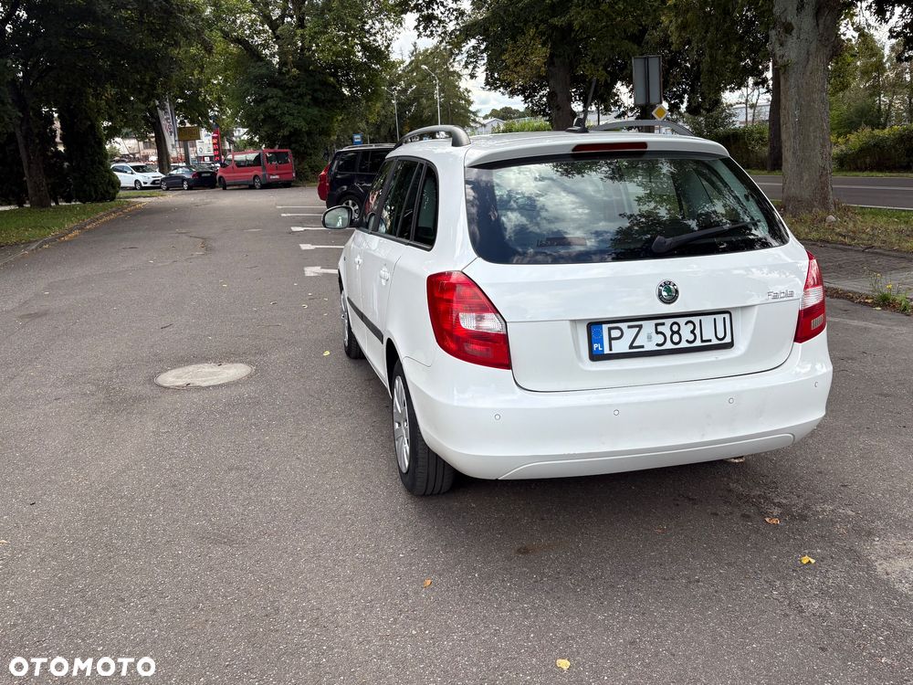 Skoda Fabia 1.6 TDI DPF Elegance - 8