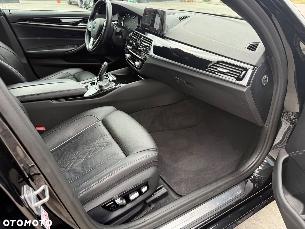 BMW Seria 5 520d Luxury Line sport - 22