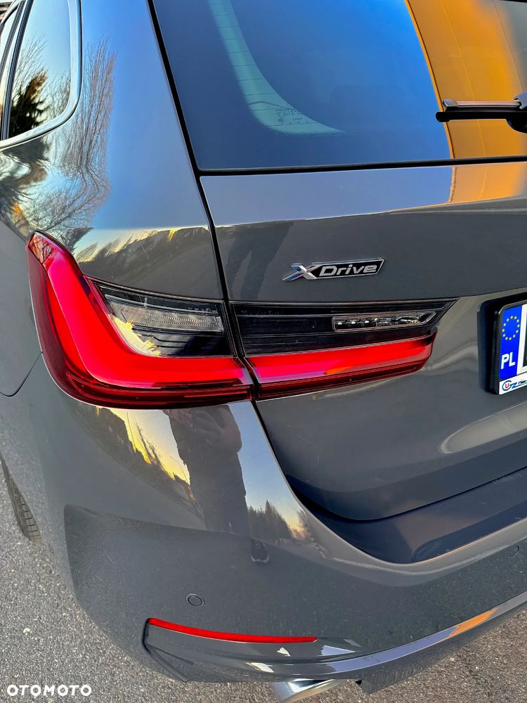 BMW Seria 3 320e xDrive Advantage - 13