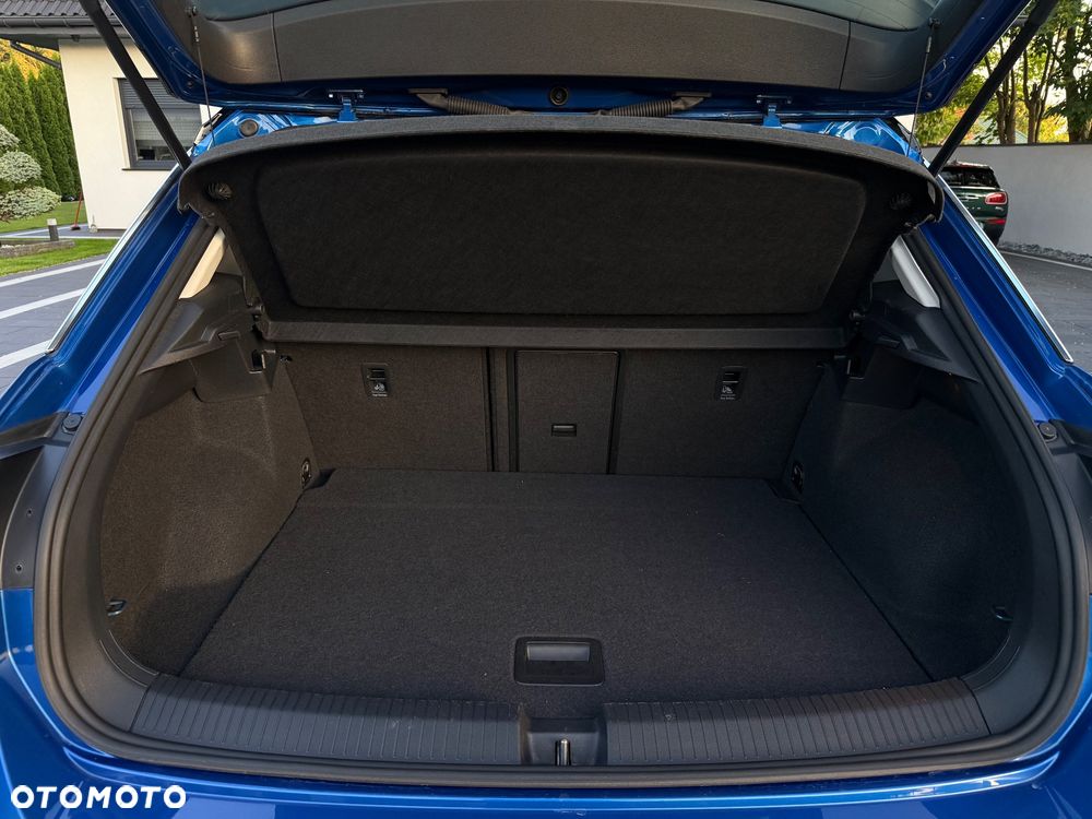 Volkswagen T-Roc 1.0 TSI Advance - 26
