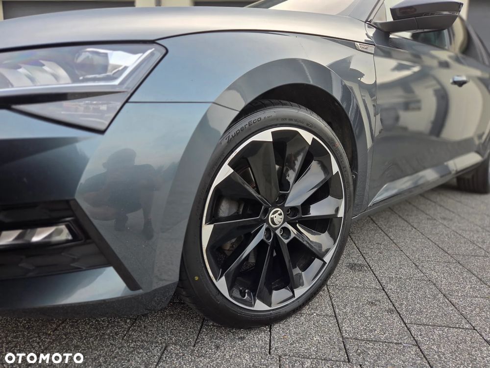 Skoda Superb 2.0 TDI 4x4 DSG Sportline - 3