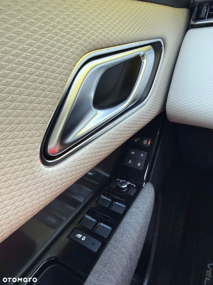 Land Rover Range Rover Velar 2.0 P250 SE - 15
