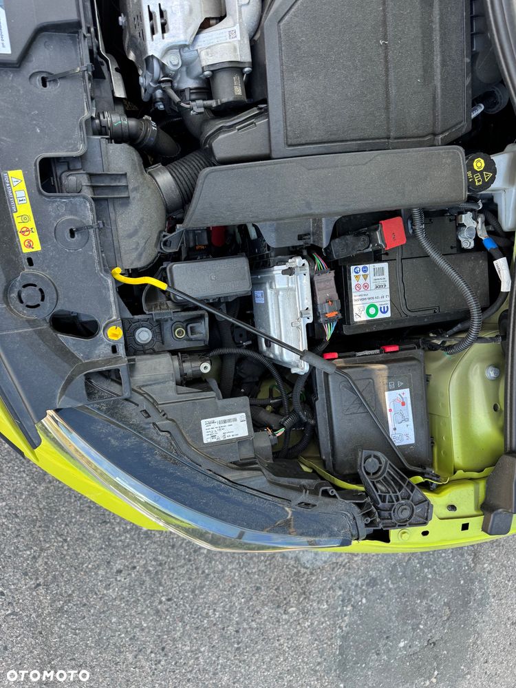 Peugeot 208 Hybrid 100 e-DSC6 Style - 18
