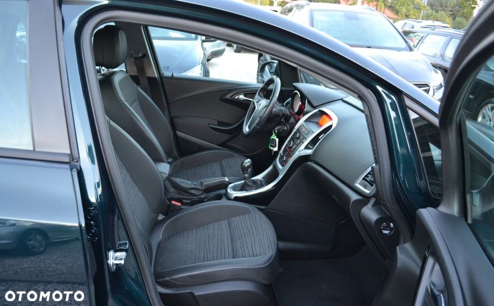 Opel Astra 1.6 Style - 23