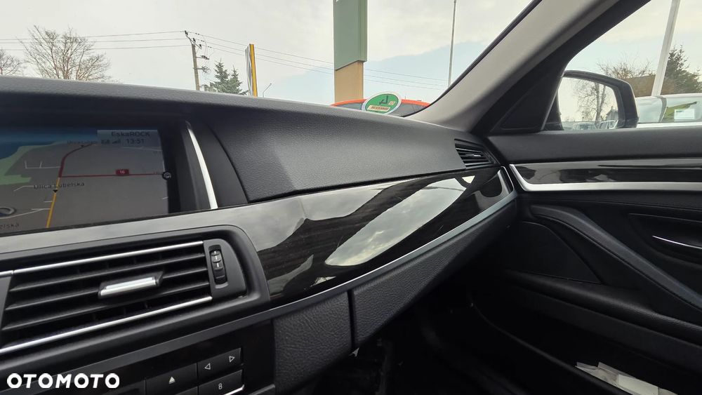 BMW Seria 5 520d xDrive Luxury Line - 24